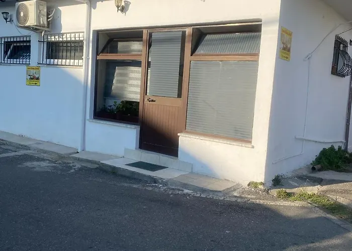 Aron's House Krujë