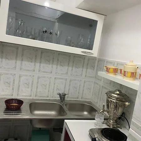 Apartment Aron's House *