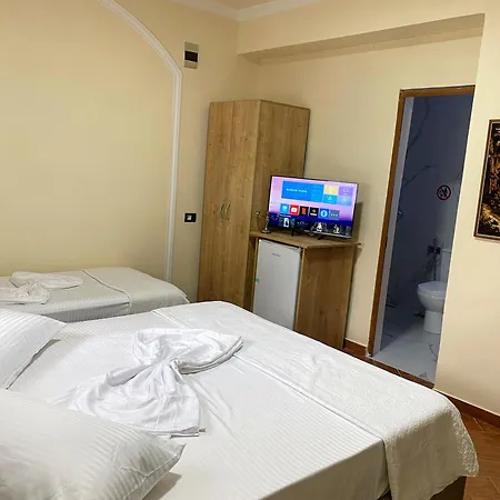 Aron's House * Круя