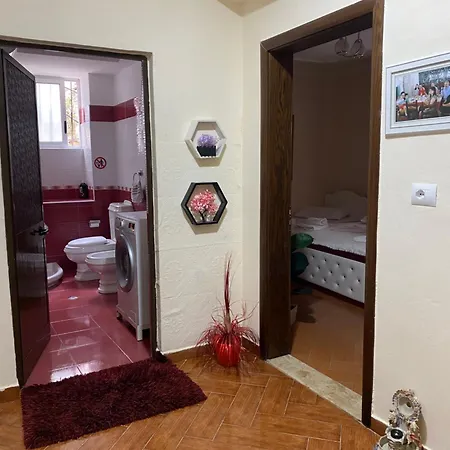 Aron's House Apartment *