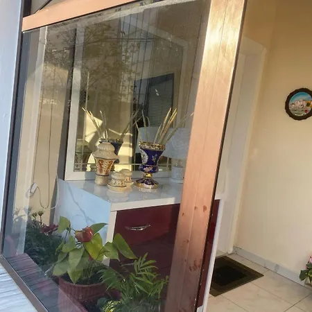 公寓 Aron's House Krujë